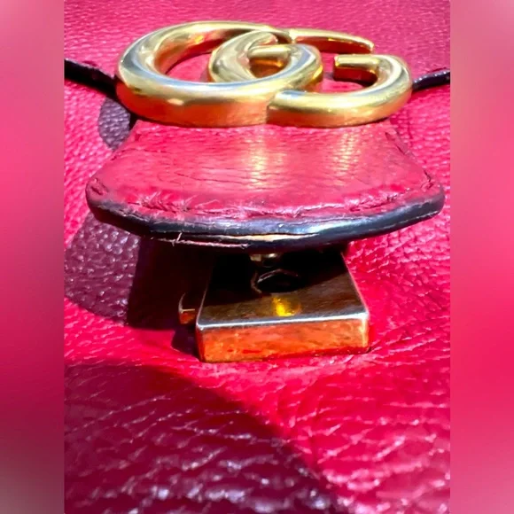 Gucci Calfskin Small GG Marmont Top Handle Bag in Vulcanic Red - Picture 12 of 16